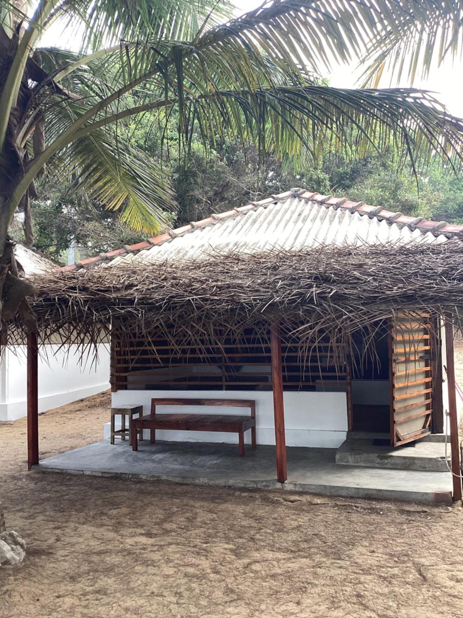 Upali Beach Surf Resort & Cafe Arugam Bay Exterior foto